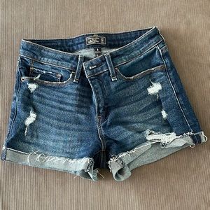 Abercrombie Harper Low Rise Jean Short in Dark Wash